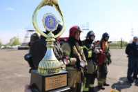 Абаканские пожарные стали лучшими в газодымозащитной службе